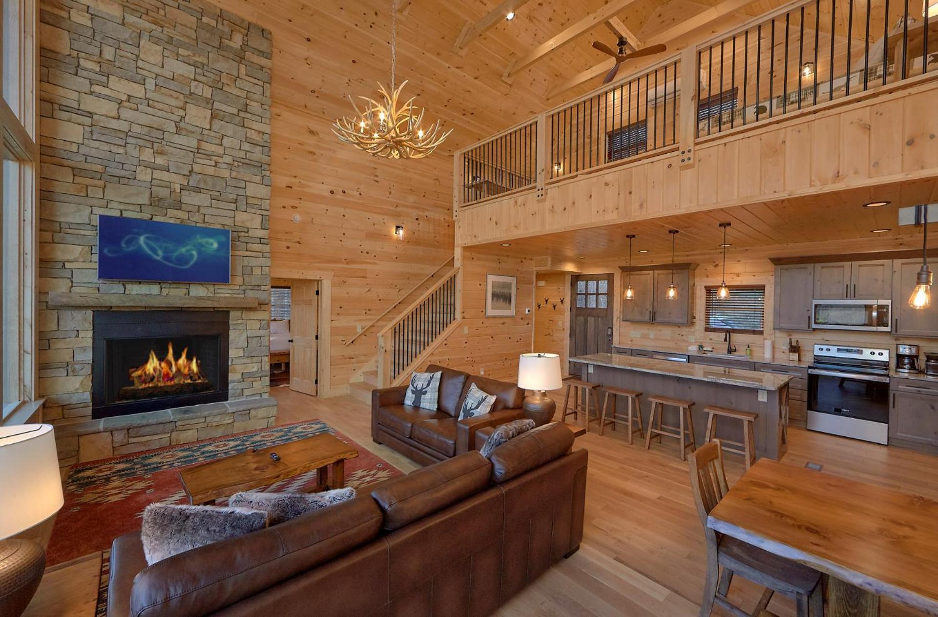 Misty Mountain Adventure Lodge Gatlinburg Exterior photo